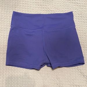 Muscle Nation Scrunch bum shorts